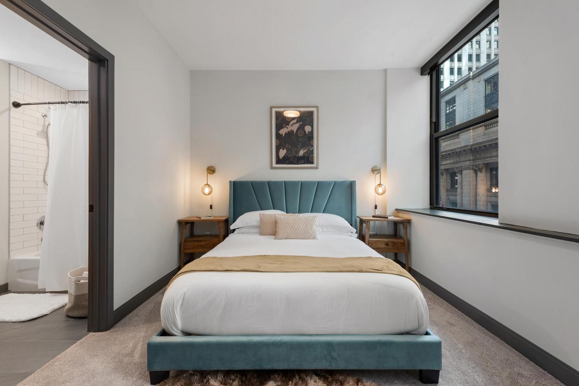 Experience Downtown Chicago At Millennium - Luxury Apartments In The Loop Exterior photo